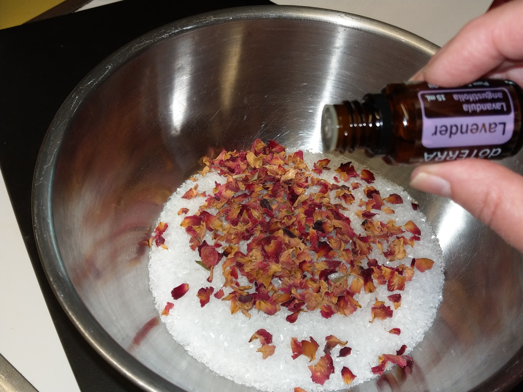 Homemade Christmas Gifts: Scented Bath Salts 2
