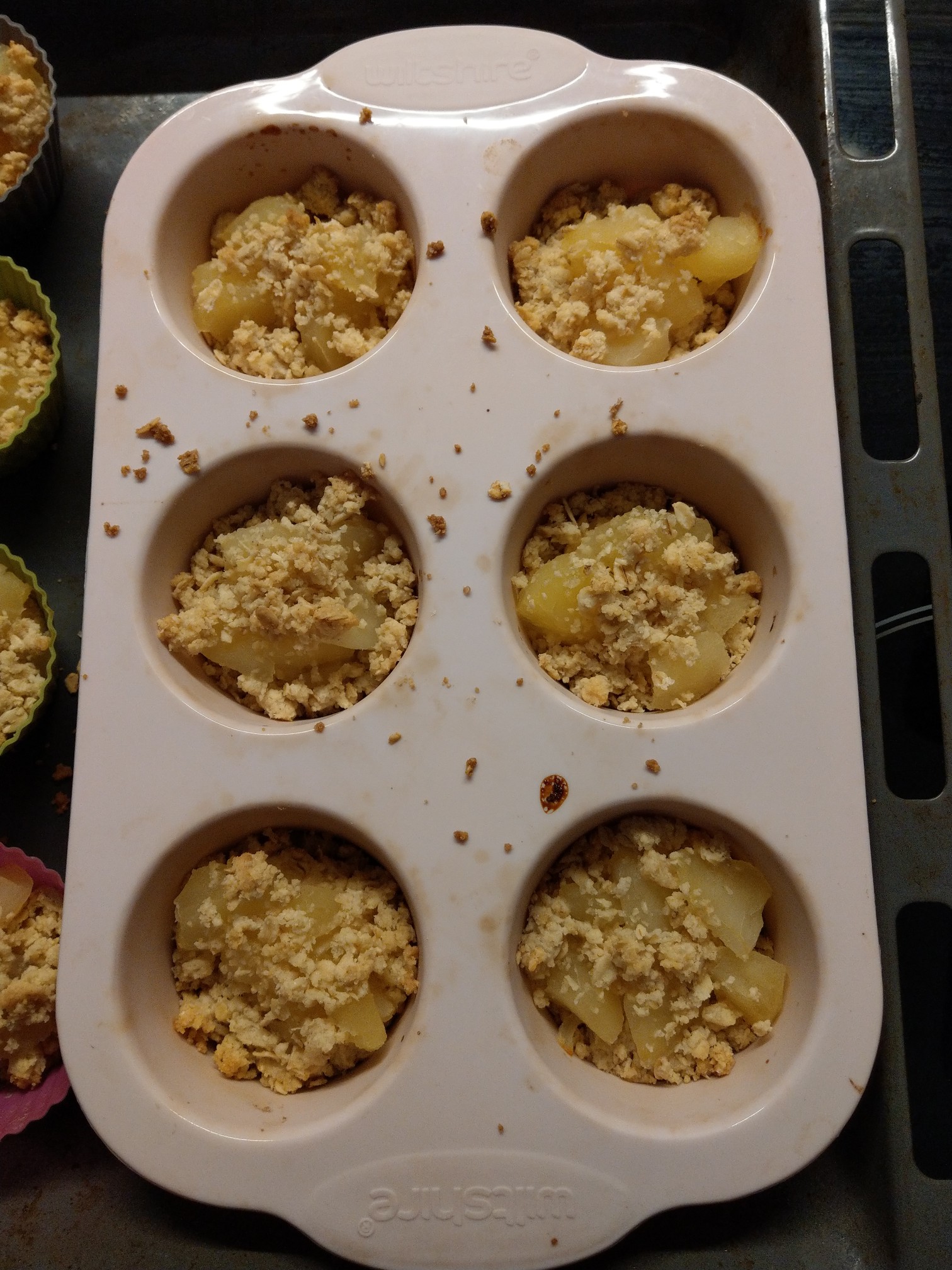 Cooking with Oils: Mini Apple Crumbles 5